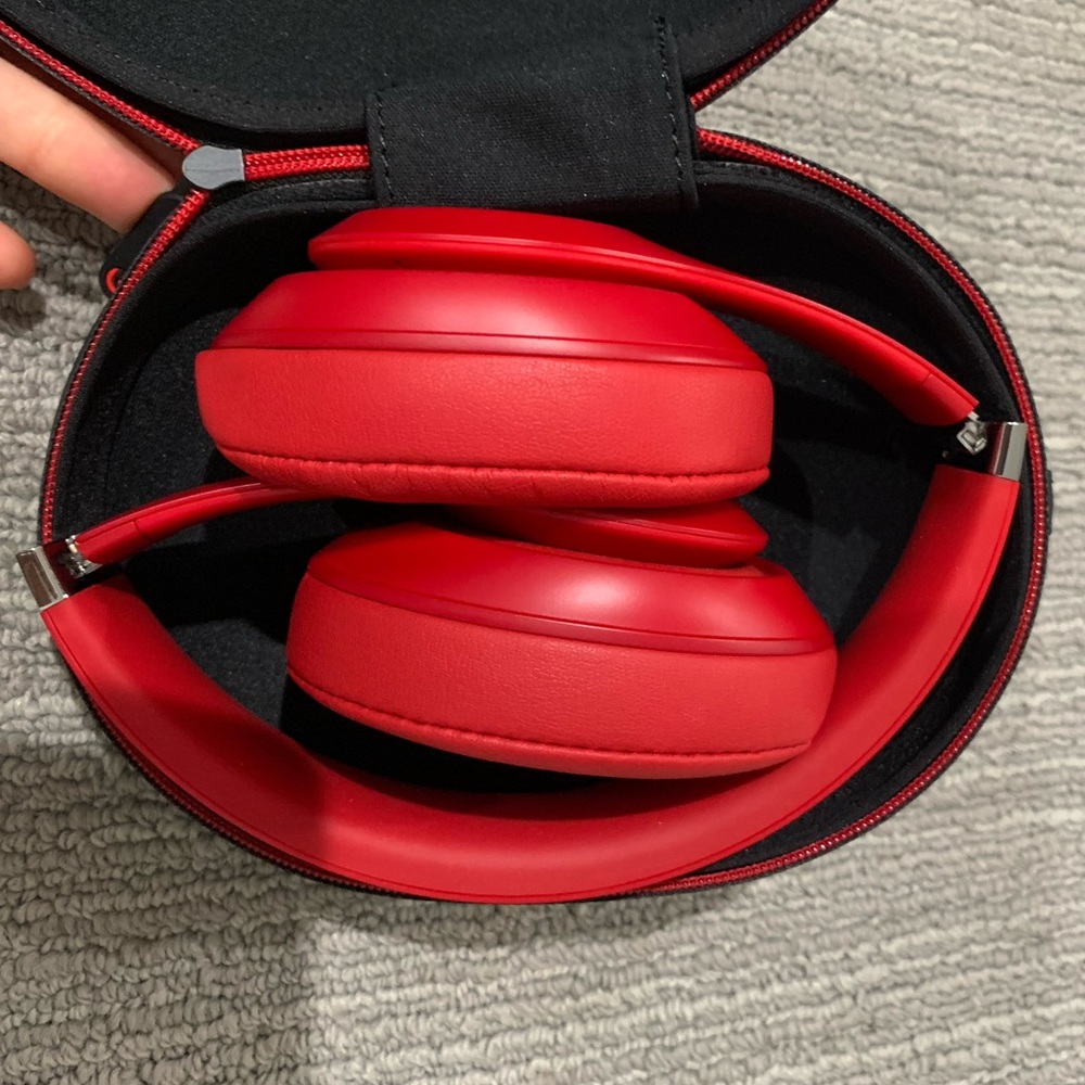 Studio 3 Beats by Dre